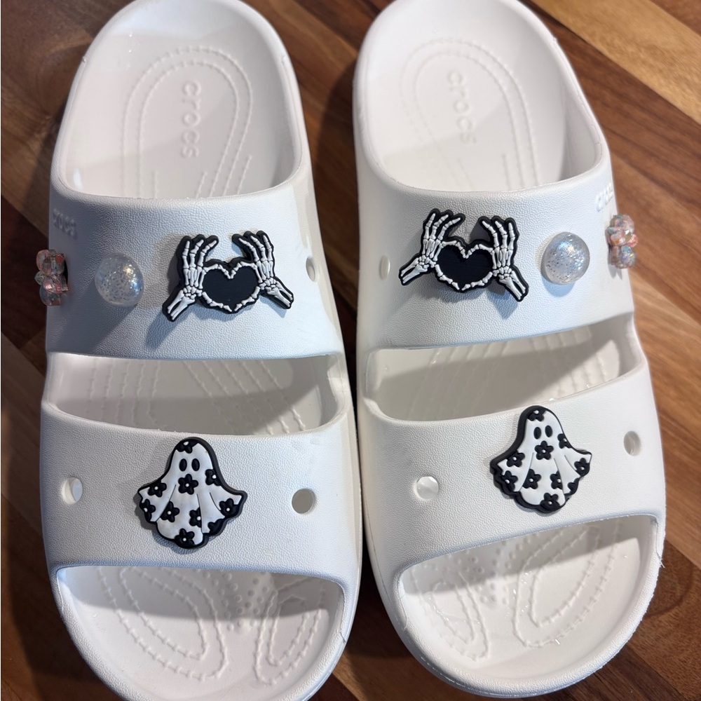 CROCS White Sandals 👻 Summerween edition!